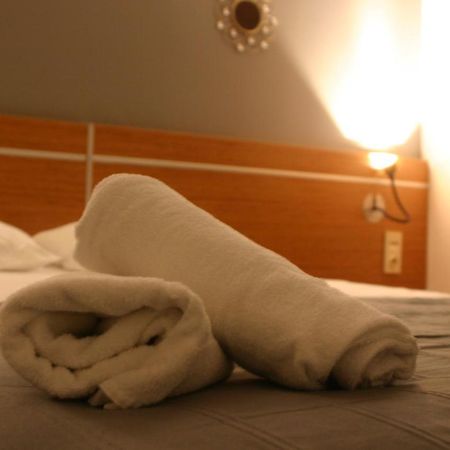 Helios Hotel Poitiers Zewnętrze zdjęcie