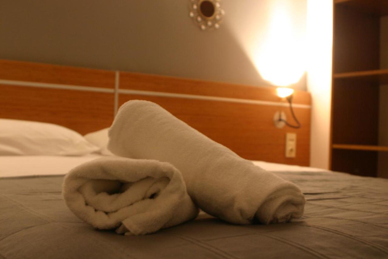 Helios Hotel Poitiers Zewnętrze zdjęcie