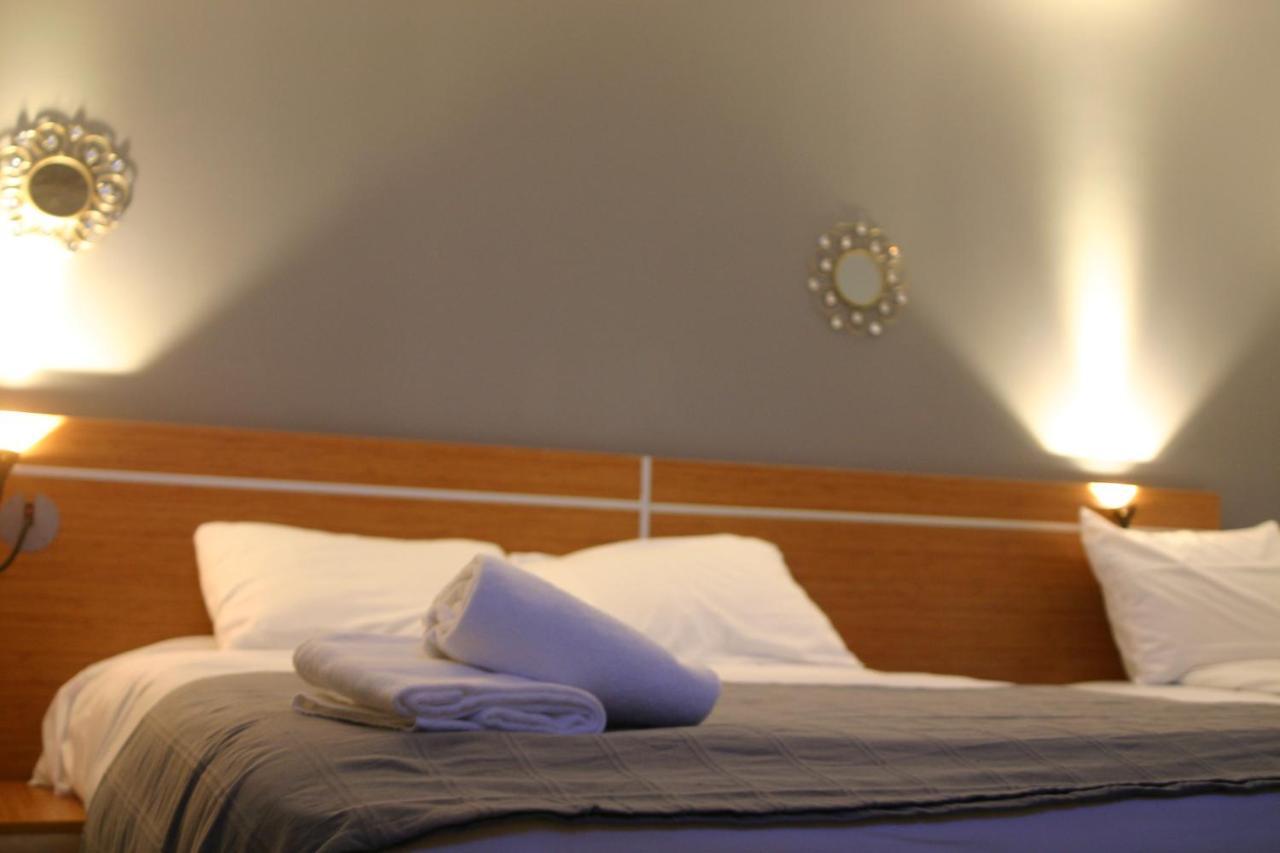 Helios Hotel Poitiers Zewnętrze zdjęcie