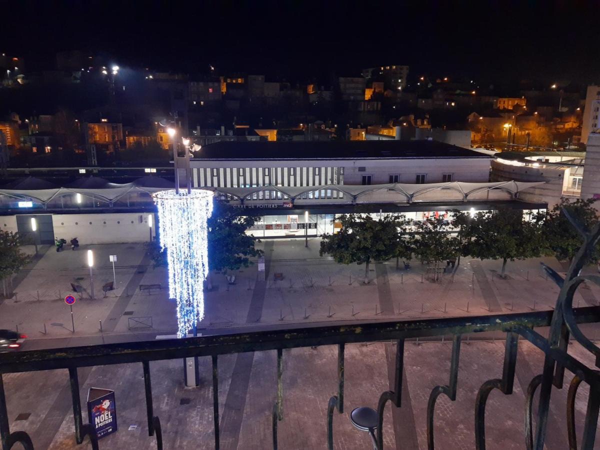 Helios Hotel Poitiers Zewnętrze zdjęcie