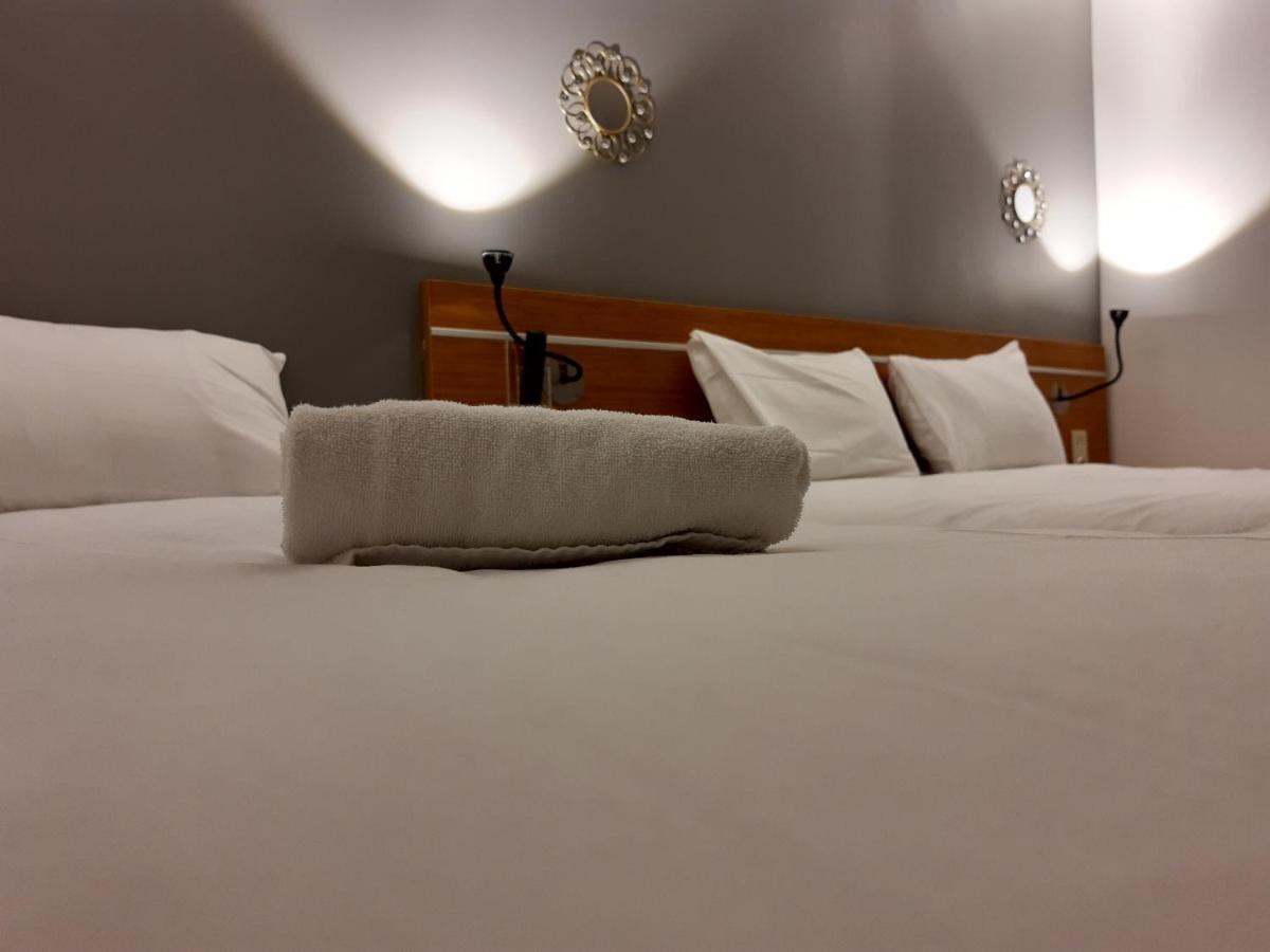 Helios Hotel Poitiers Zewnętrze zdjęcie